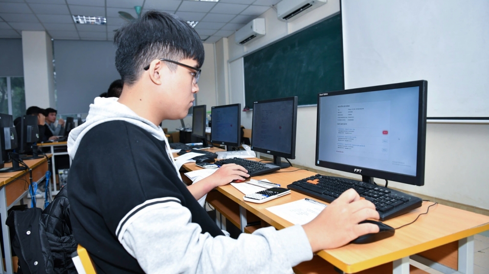 Học sinh chuyên Bắc Ninh dẫn đầu kỳ thi TSA của Đại học Bách khoa Hà Nội