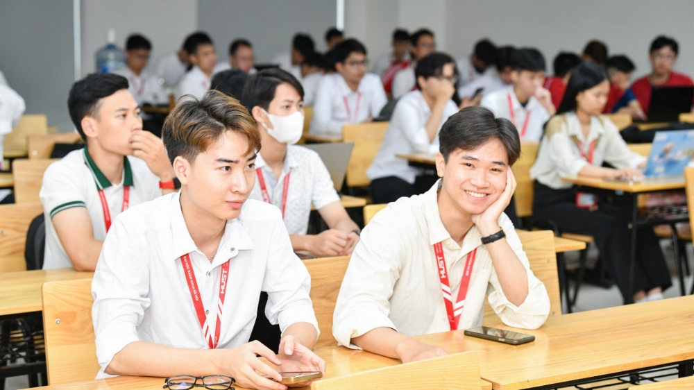 Thí sinh diện ưu tiên có bị ảnh hưởng khi xét tuyển đại học sau sáp nhập tỉnh?