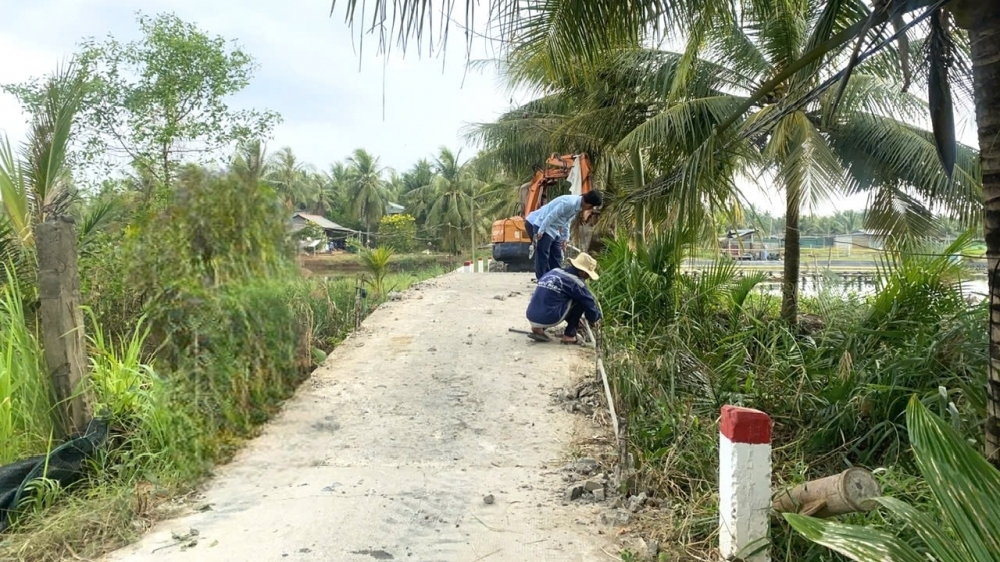 Quỹ Trăng Xanh (Tập đoàn Bách Việt) khởi công xây tặng cây cầu ước mơ tại Bến Tre