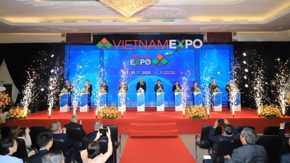 Hơn 400 doanh nghiệp trong nước và quốc tế tham gia Vietnam Expo 2025
