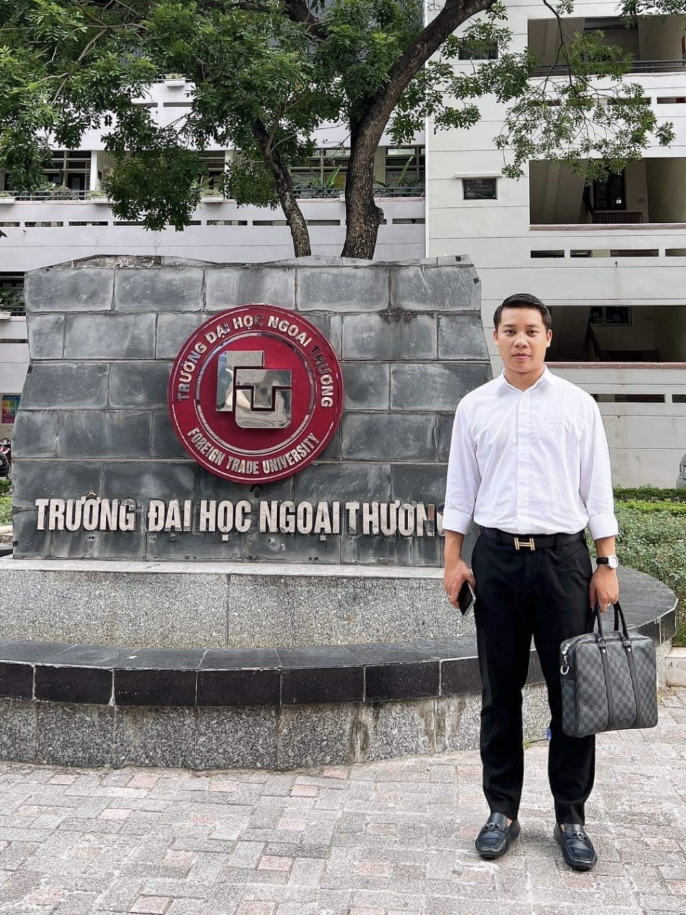 Hết thời “liều ăn nhiều” của các “chiến thần livestream”