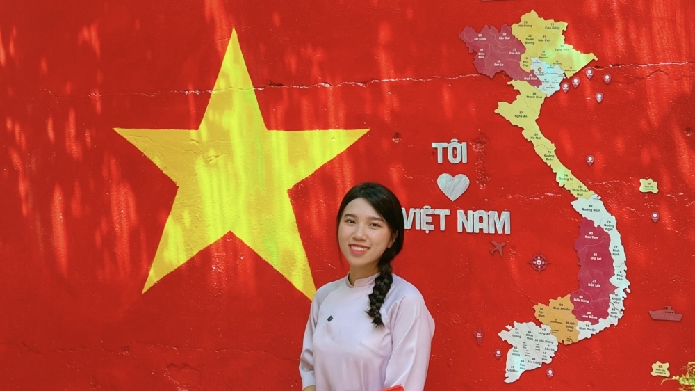 Giới trẻ háo hức đón chào 50 năm Ngày thống nhất đất nước