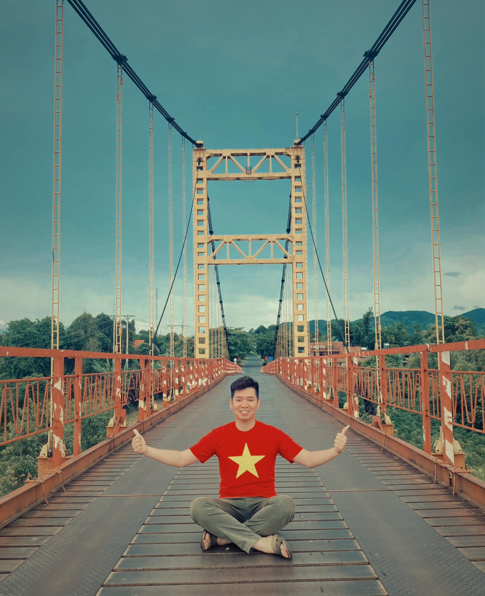 Niềm tự hào 50 năm Giải phóng đất nước của thế hệ trẻ