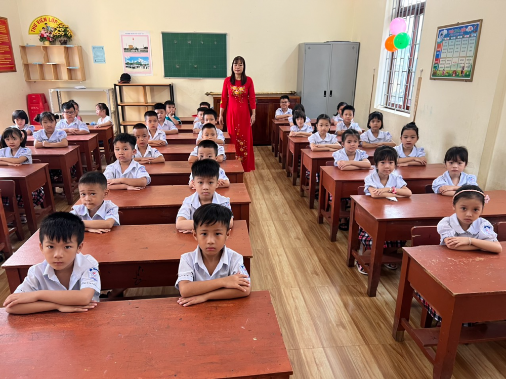 Hà Nội dự kiến tuyển sinh lớp 1, 6 theo nguyên tắc học gần nhà