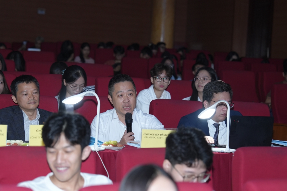 Sixdigits xuất sắc vô địch FinSpark 2025 Sixdigits xuất sắc vô địch FinSpark 2025