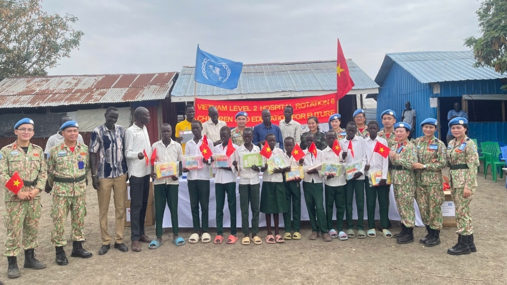 Món quà 1/6 đầy ý nghĩa từ Việt Nam dành tặng trẻ em Nam Sudan