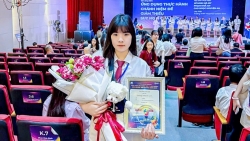 Cô học trò lớp 8 và chiếc hộp kết nối tâm hồn