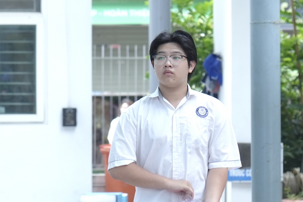 Hơn 103.000 thí sinh Hà Nội làm thủ tục dự thi vào lớp 10 Hơn 103.000 thí sinh Hà Nội làm thủ tục dự thi vào lớp 10