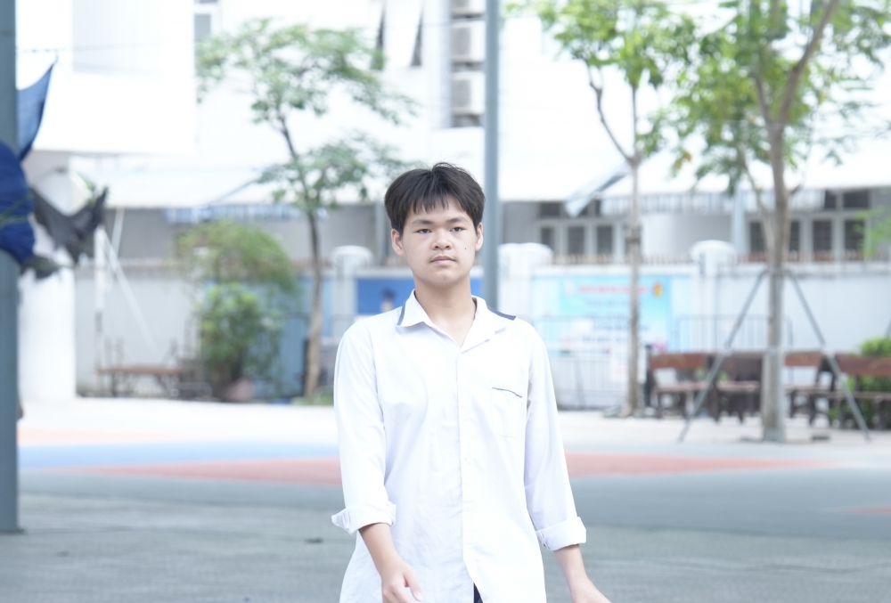 Hơn 103.000 thí sinh Hà Nội làm thủ tục dự thi vào lớp 10 Hơn 103.000 thí sinh Hà Nội làm thủ tục dự thi vào lớp 10