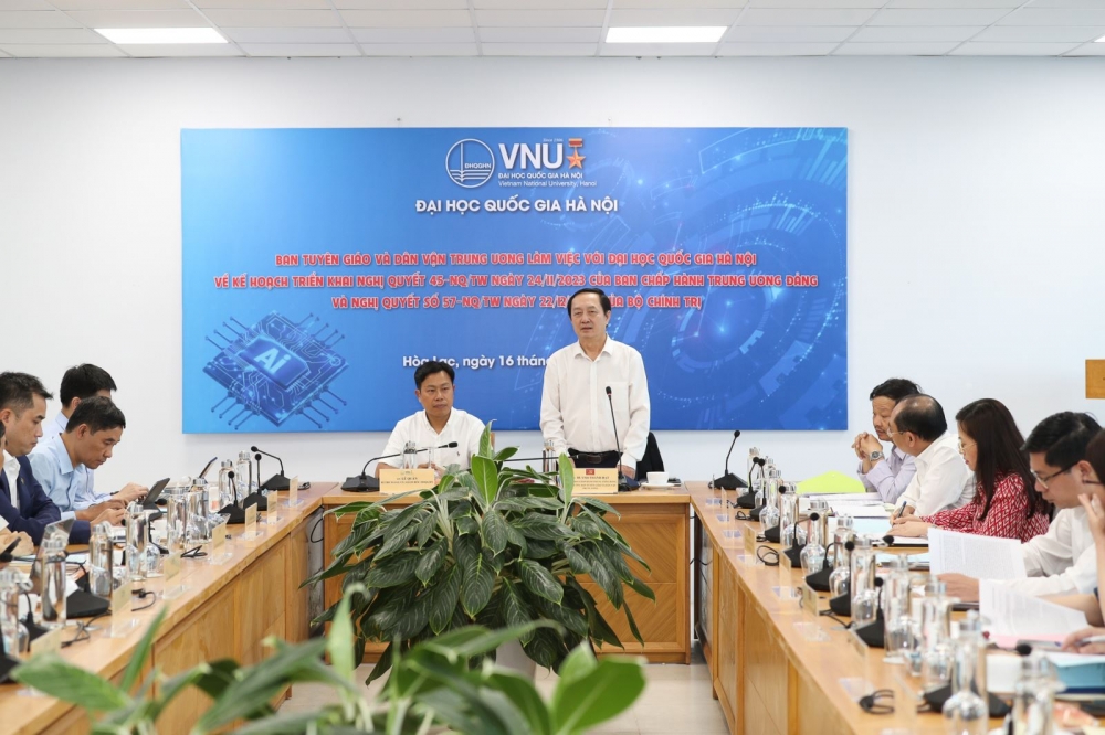 Đại học Quốc gia Hà Nội đưa công nghệ số và AI vào giảng dạy