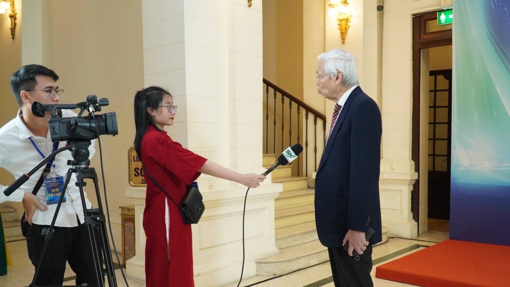 Thế hệ Z làm báo: Góc nhìn mới, cách tiếp cận mới