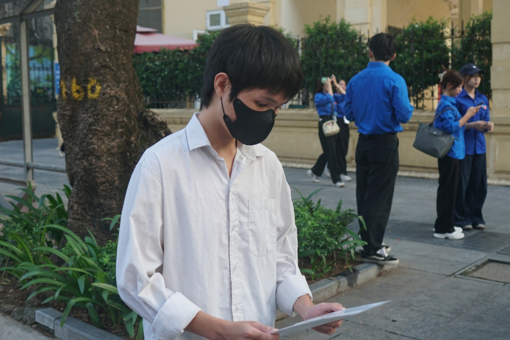 Hơn 1,16 triệu thí sinh bước vào ngày thi đầu tiên