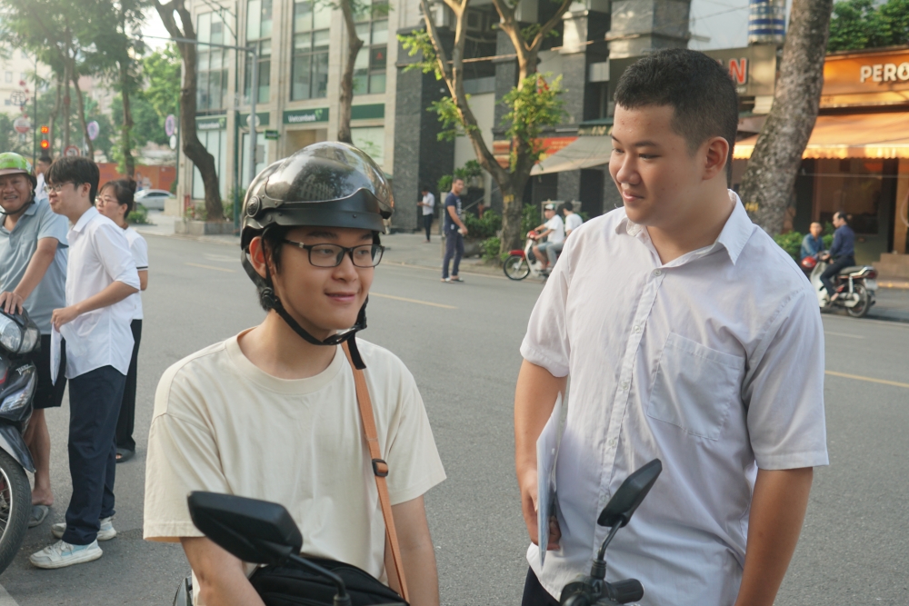 Hơn 1,16 triệu thí sinh bước vào ngày thi đầu tiên