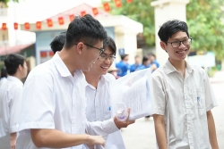 de thi vua tam thi sinh tu tin chinh phuc diem 9