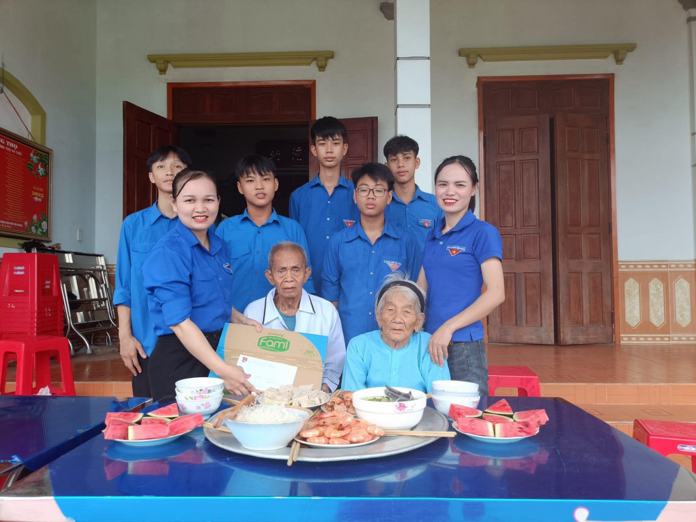 Truyền thống tốt đẹp của thanh niên Việt Nam