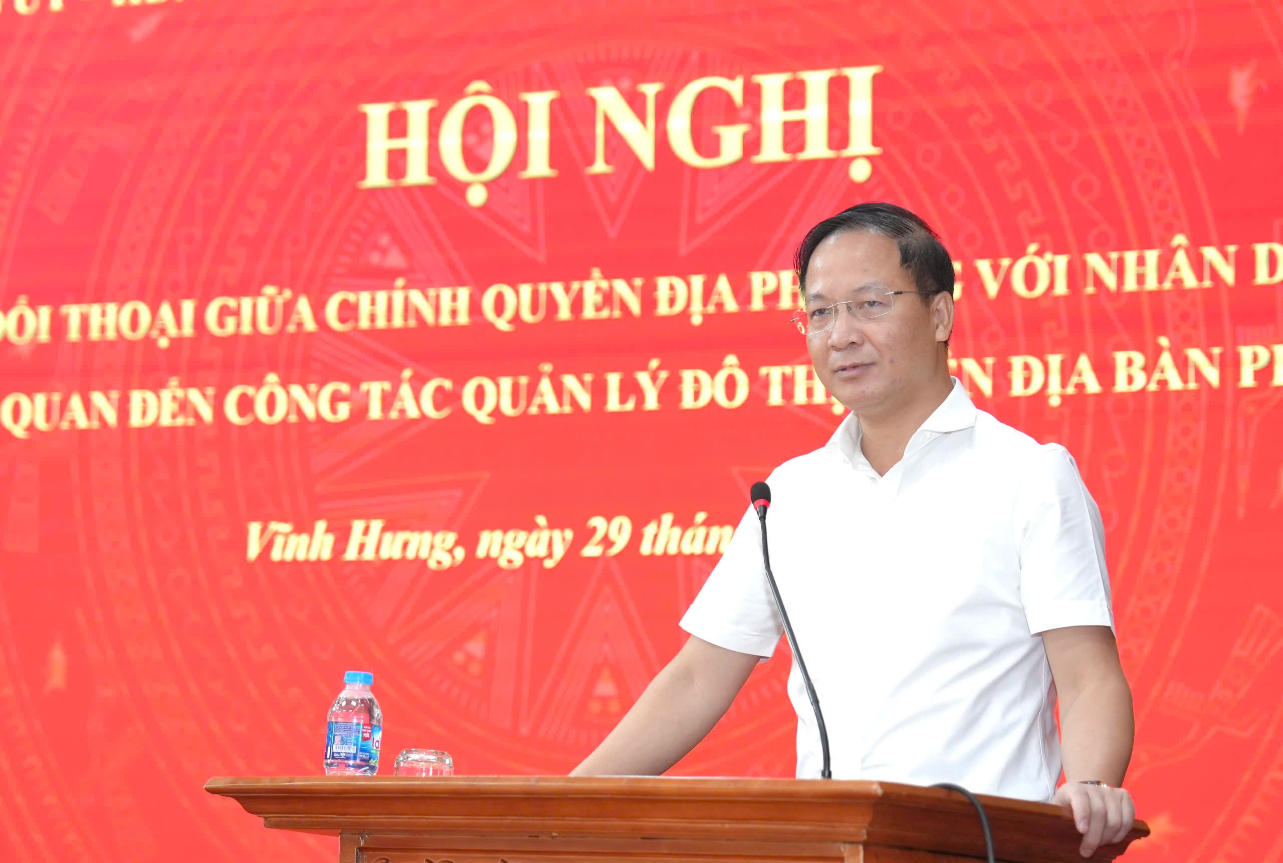 Chính quyền lắng nghe, tháo gỡ khó khăn, vướng mắc với người dân