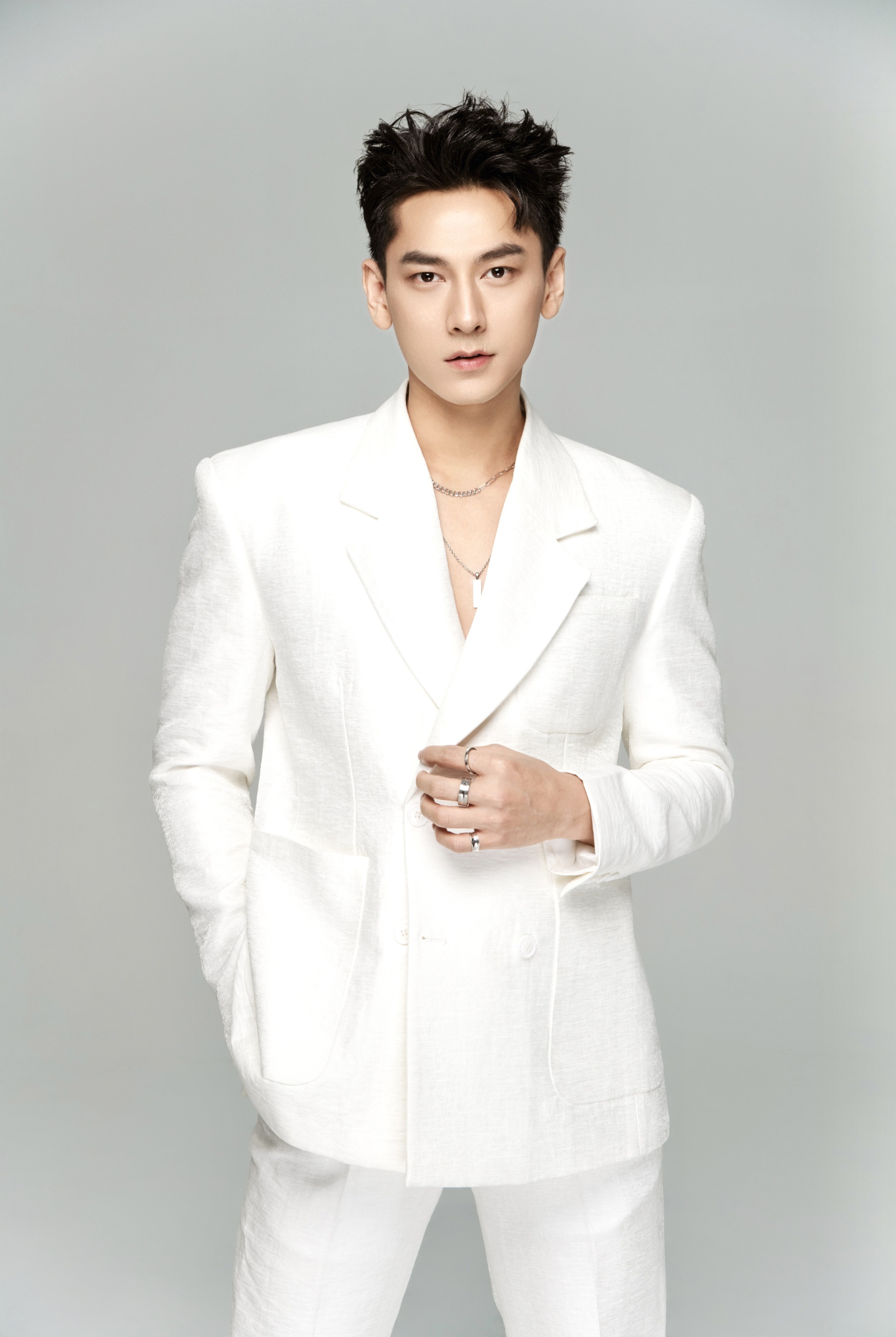 Đại đô thị T&amp;T City Millennia sẵn sàng đón sóng cảm xúc từ bộ ba Issac - Erik - Quân A.P