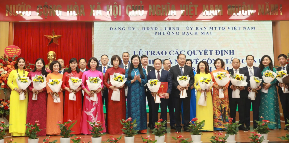 Phường Bạch Mai tăng tốc vận hành hiệu quả mô hình chính quyền 2 cấp