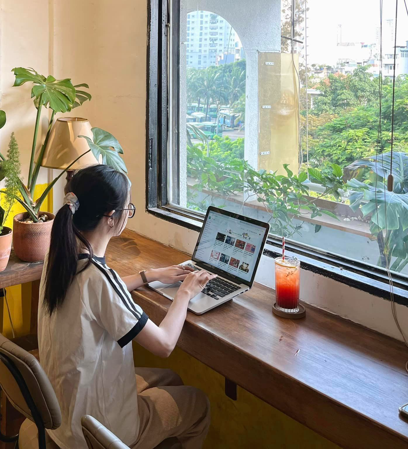 Người trẻ học AI để kiếm tiền: Từ ước mơ tới hành động