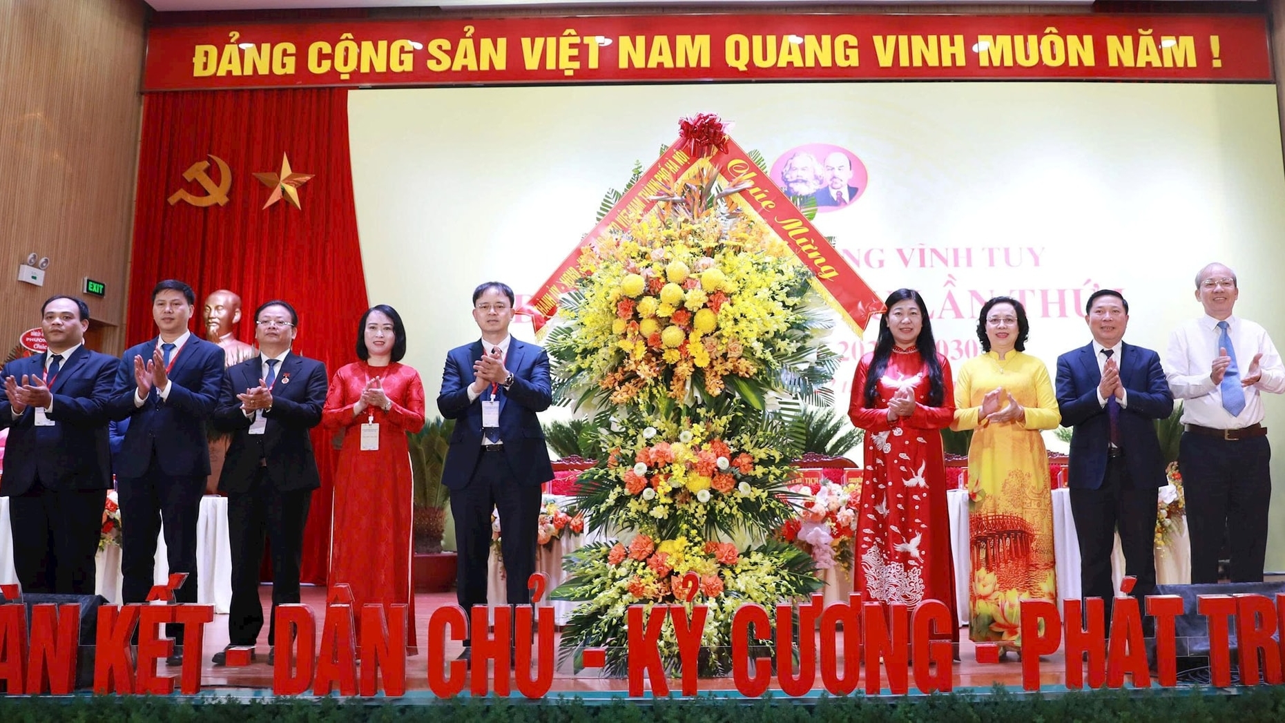 phuong vinh tuy quyet tam xay dung do thi van minh hien dai