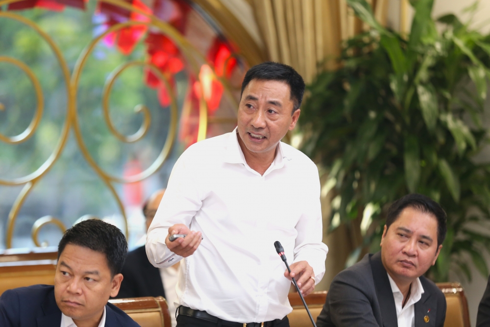 Ông Nguyễn Anh Tuấn, Phó Tổng Giám đốc T&T Group trình bày các nghiên cứu đề xuất đầu tư của T&T Group