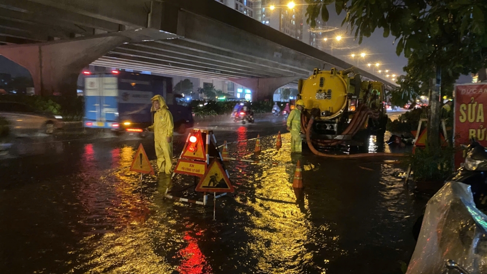 Chủ động xử lý kịp thời các tình huống xảy ra trong bão