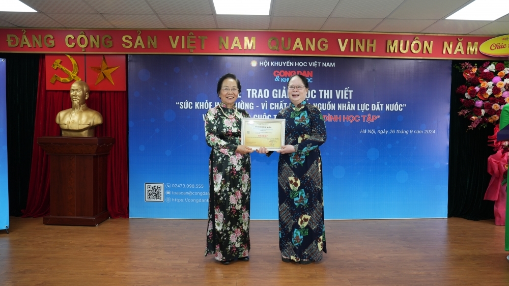 Trao giải cuộc thi viết "Sức khỏe học đường - vì chất lượng nguồn nhân lực đất nước"