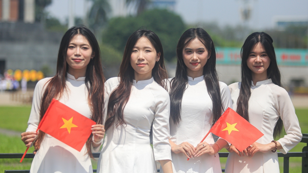 shop cho thue ao dai qua tai don hang dip 29