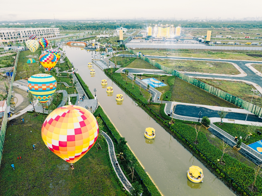 Tận dụng địa thế sẵn có, T&T City Millennia dẫn nối nhánh sông tự nhiên để kiến tạo công trình cảnh quan mang tính biểu tượng và tạo điểm nhấn cho toàn dự án Tận dụng địa thế sẵn có, T&T City Millennia dẫn nối nhánh sông tự nhiên để kiến tạo công trình cảnh quan mang tính biểu tượng và tạo điểm nhấn cho toàn dự án