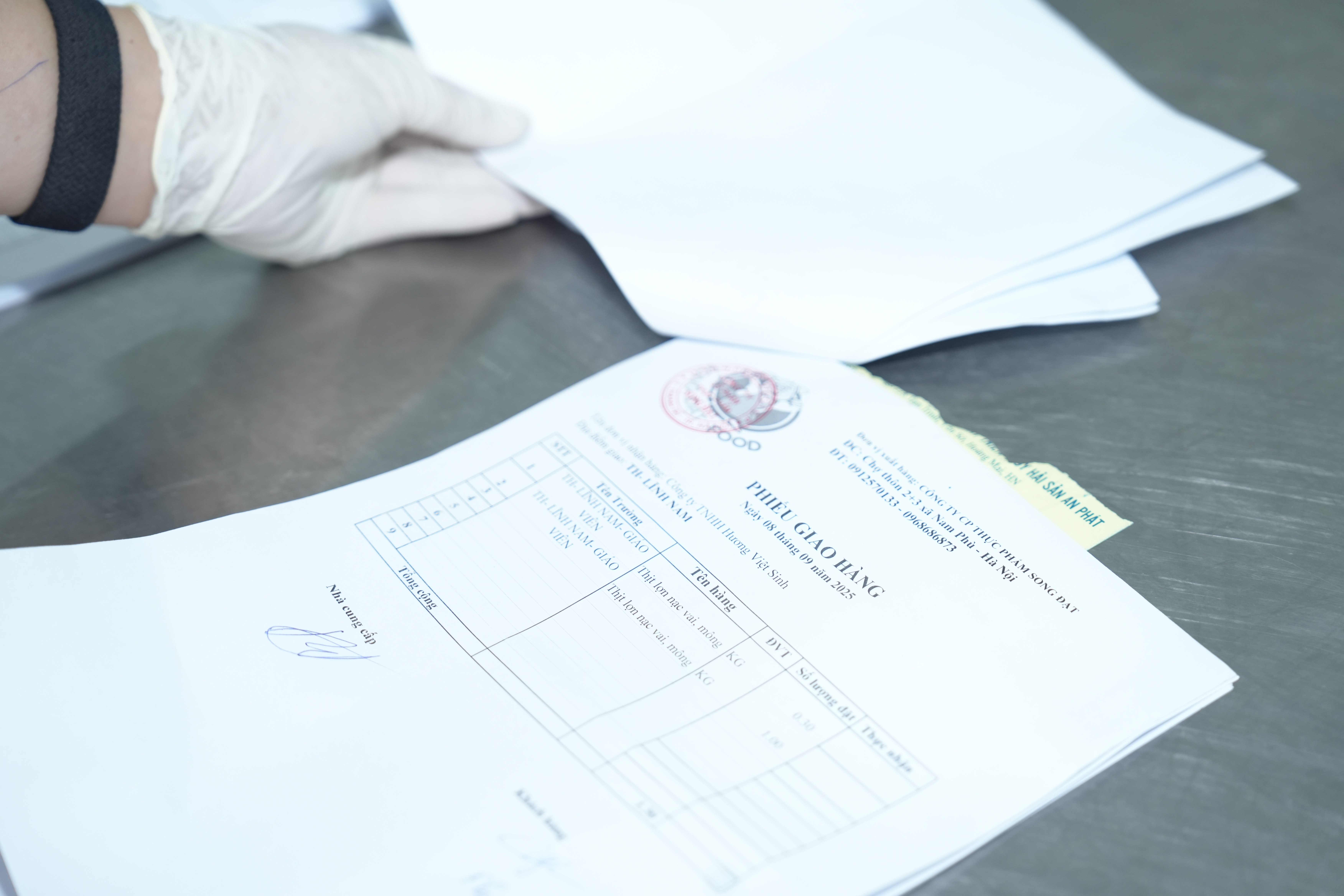 Phường Vĩnh Hưng đảm bảo an toàn thực phẩm trường học trong năm học mới Phường Vĩnh Hưng đảm bảo an toàn thực phẩm trường học trong năm học mới