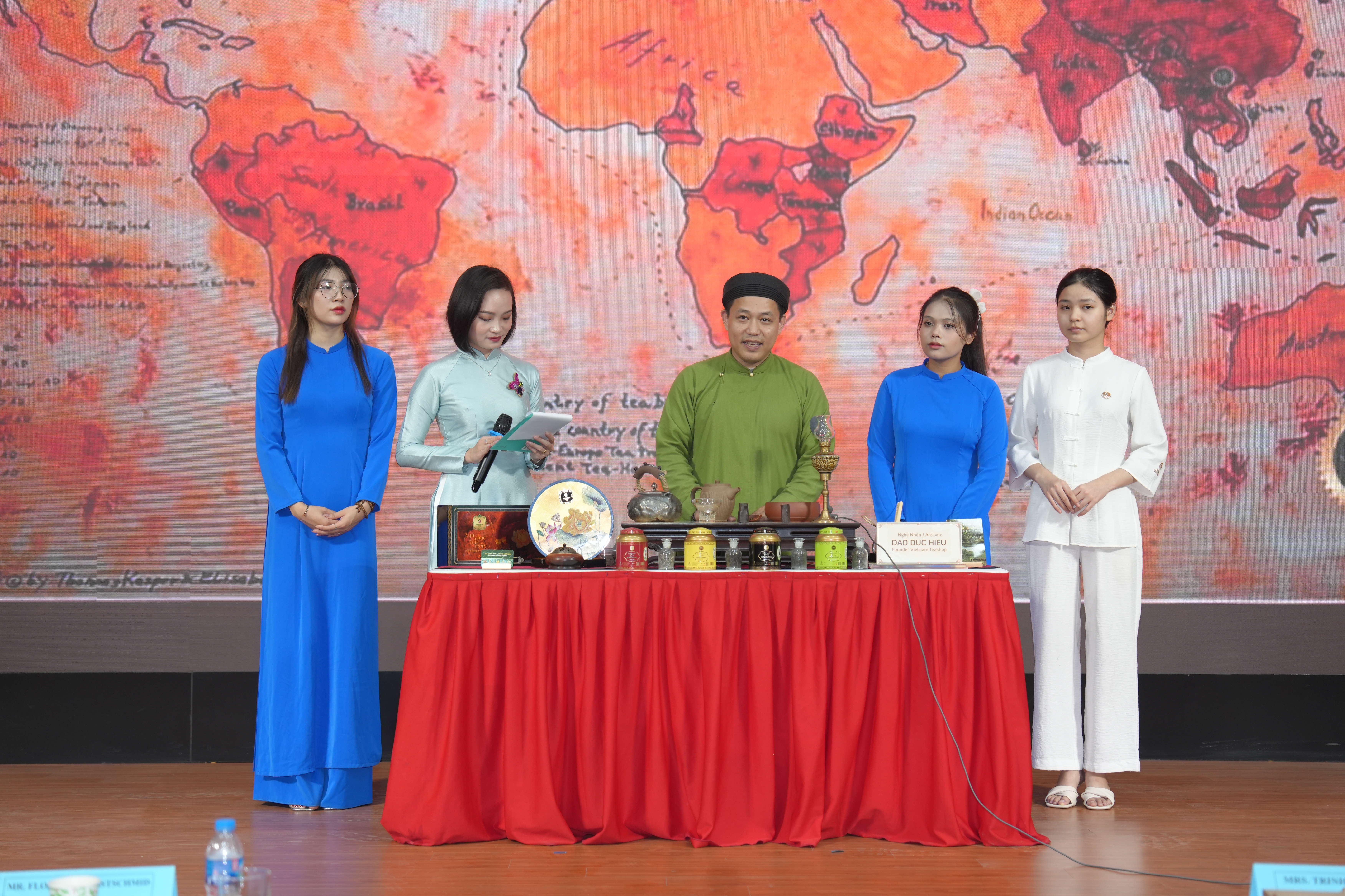 “Trải nghiệm Azerbaijan” - Cầu nối giao lưu văn hóa, du lịch và giáo dục quốc tế “Trải nghiệm Azerbaijan” Cầu nối giao lưu văn hóa, du lịch và giáo dục quốc tế