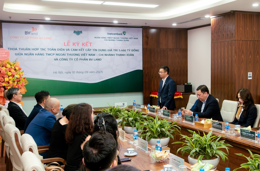 Ông Lê Huy Hoàng, Giám đốc Vietcombank chi nhánh Thanh Xuân phát biểu tại sự kiện