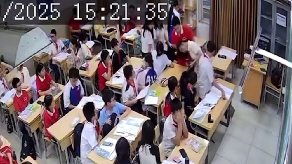 Học sinh vô lễ với cô giáo ở THCS Đại Kim: Còn khoảng trống trong môi trường giáo dục