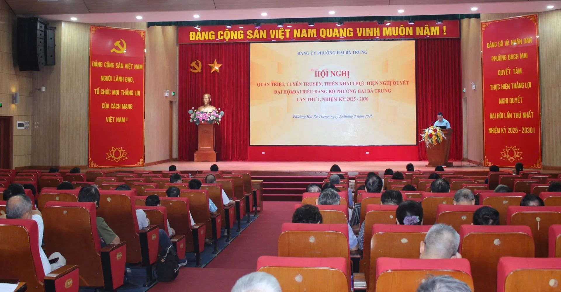 Đảng bộ phường Hai Bà Trưng quyết tâm đưa Nghị quyết đại hội vào cuộc sống