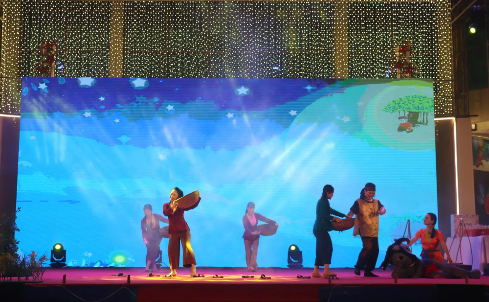 Trung thu ấm áp đến với thiếu nhi phường Hai Bà Trưng