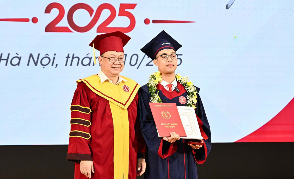 Nam sinh dân tộc Sản Chỉ xuất sắc tốt nghiệp thủ khoa đầu ra Đại học Bách khoa Hà Nội