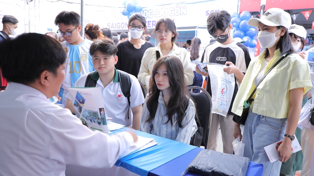 giam phuong thuc xet tuyen cong bo som bo de an tuyen sinh dai hoc nam 2025