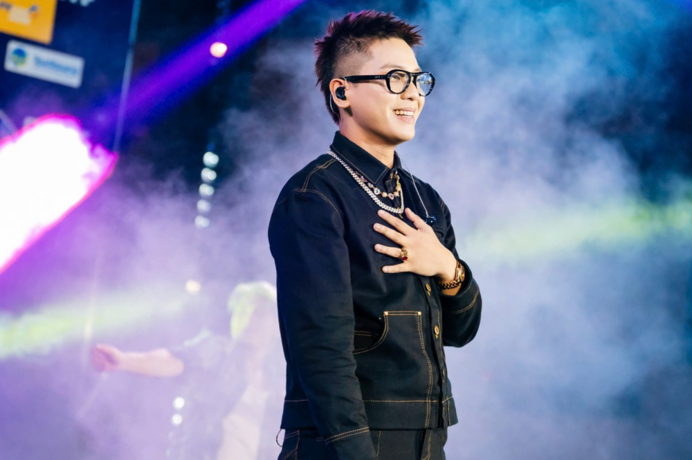 Bùng nổ đêm nhạc hội chào tân học sinh, sinh viên năm 2025 của HCCT