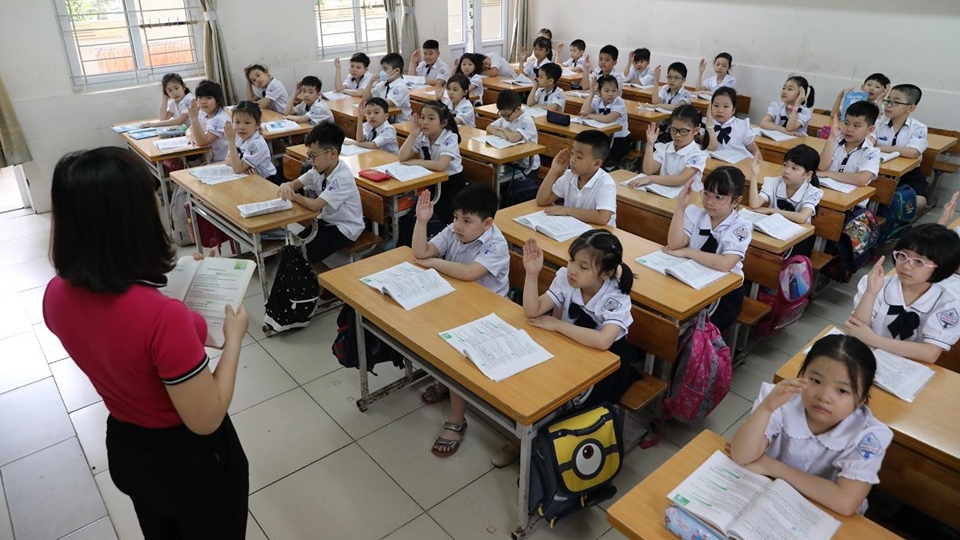 Hà Nội dự kiến thu tiền đón sớm, trả muộn học sinh 12.000 đồng/tiếng