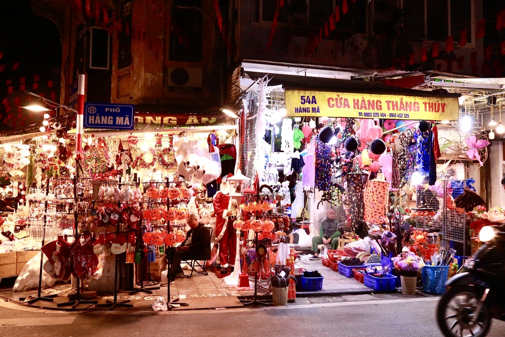 Lễ hội hóa trang Halloween luôn được tổ chức vào đêm cuối cùng của tháng 10 hàng năm. Năm 2025, ngày 31/10 (Thứ Sáu) chính là thời điểm diễn ra lễ hội nàyLễ hội hóa trang Halloween luôn được tổ chức vào đêm cuối cùng của tháng 10 hàng năm. Năm 2025, ngày 31/10 (Thứ Sáu) chính là thời điểm diễn ra lễ hội này