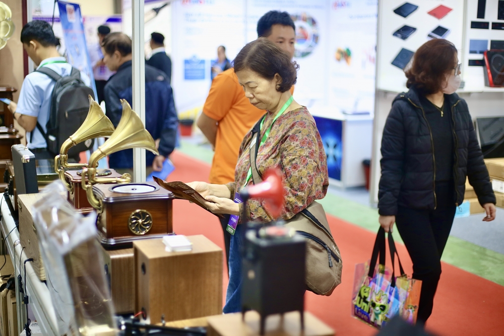 “Bữa tiệc” công nghệ và cơ hội đẩy mạnh chuỗi cung ứng điện tử Việt Nam