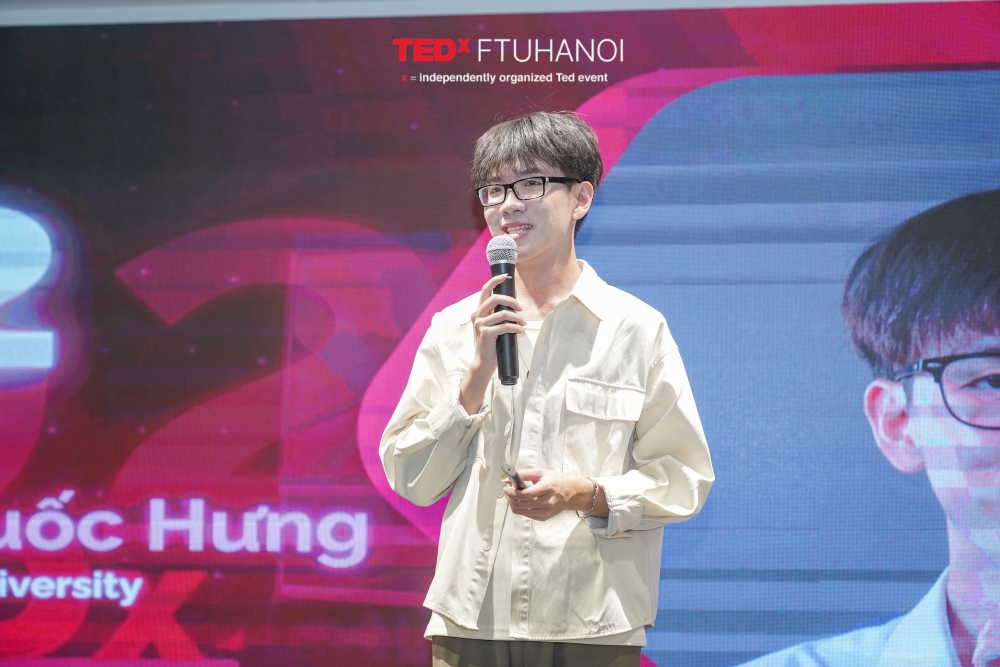 Quán quân TEDxcellence 2024 xuất sắc gọi tên Phùng Quang Thịnh