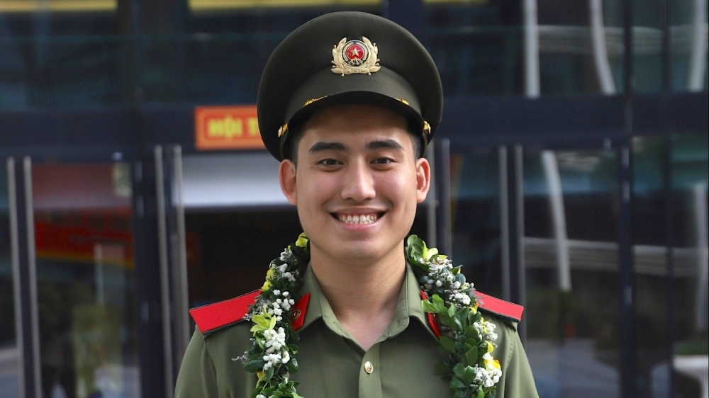Thủ khoa Học viện An ninh Nhân dân và hành trình tôi luyện dưới “kỷ luật thép”