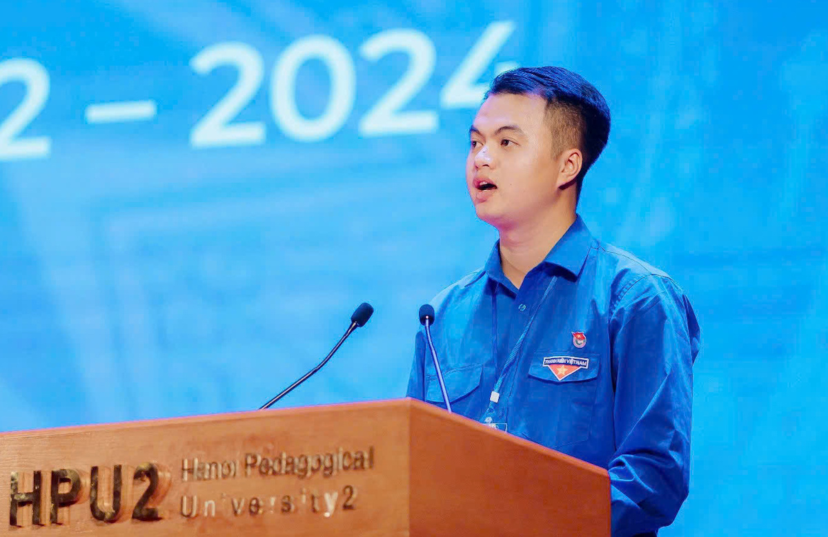 Tìm lại đam mê sau 10 năm: Hành trình đặc biệt của một thủ khoa sư phạm