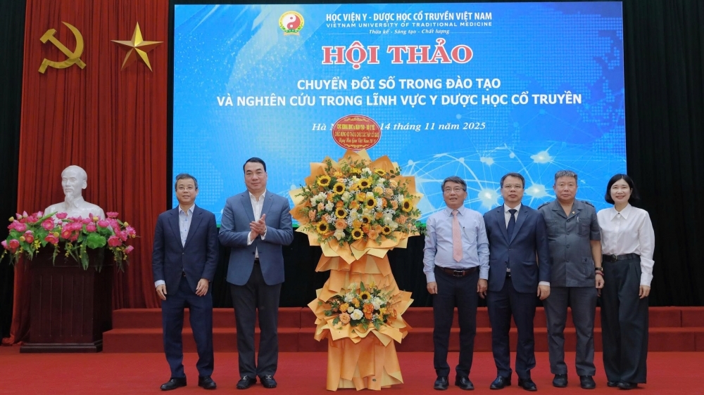 Chuyển đổi số trong y dược học cổ truyền: “Bản đồ số” cho tài nguyên dược liệu và phát triển bền vững