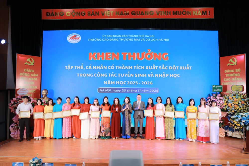 Khát vọng đổi mới trong dấu mốc 60 năm phát triển