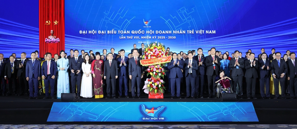 Ủy ban Hội Doanh nhân trẻ Việt Nam khóa VIII ra mắt Đại hội