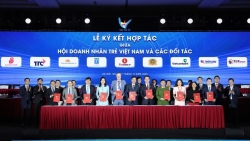 tap doan tt group ky hop tac chien luoc voi hoi doanh nhan tre viet nam