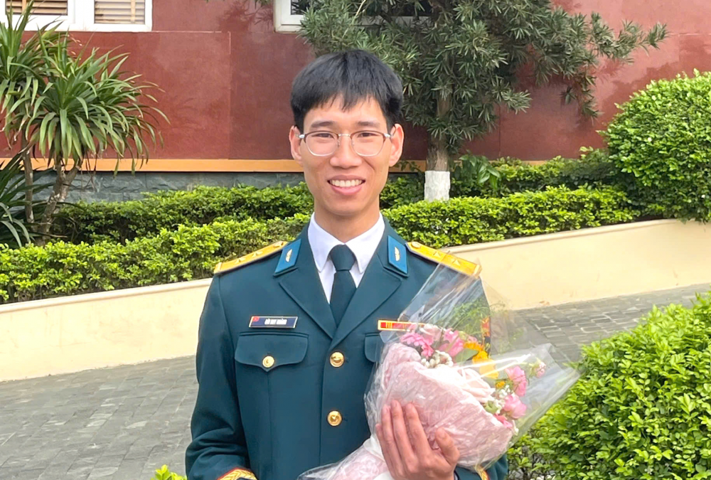 Thủ khoa Phòng không - Không quân lập "hat-trick" giải vàng Olympic Cơ học