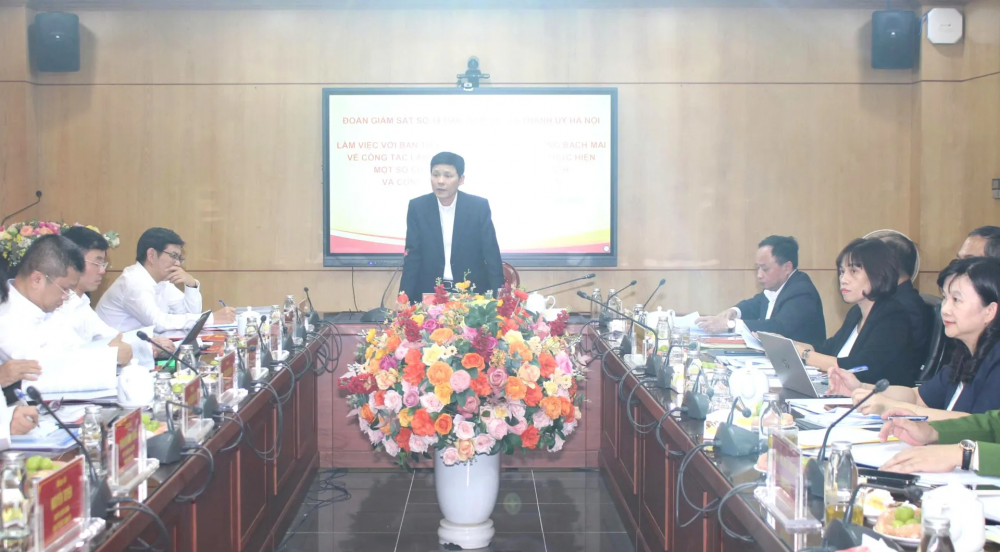 Phường Bạch Mai siết chặt kỷ cương, tháo gỡ các điểm nghẽn đô thị Phường Bạch Mai siết chặt kỷ cương, tháo gỡ các điểm nghẽn đô thị